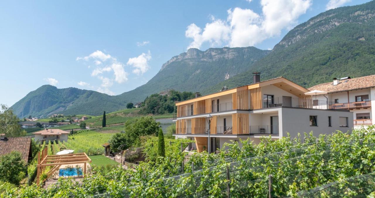 Villa Montis Exclusive Holiday Apartments In Eppan With Spectacular Views Of Dolomites And Bolzano Area 아피아노 술라 스트라다 델 비노 외부 사진