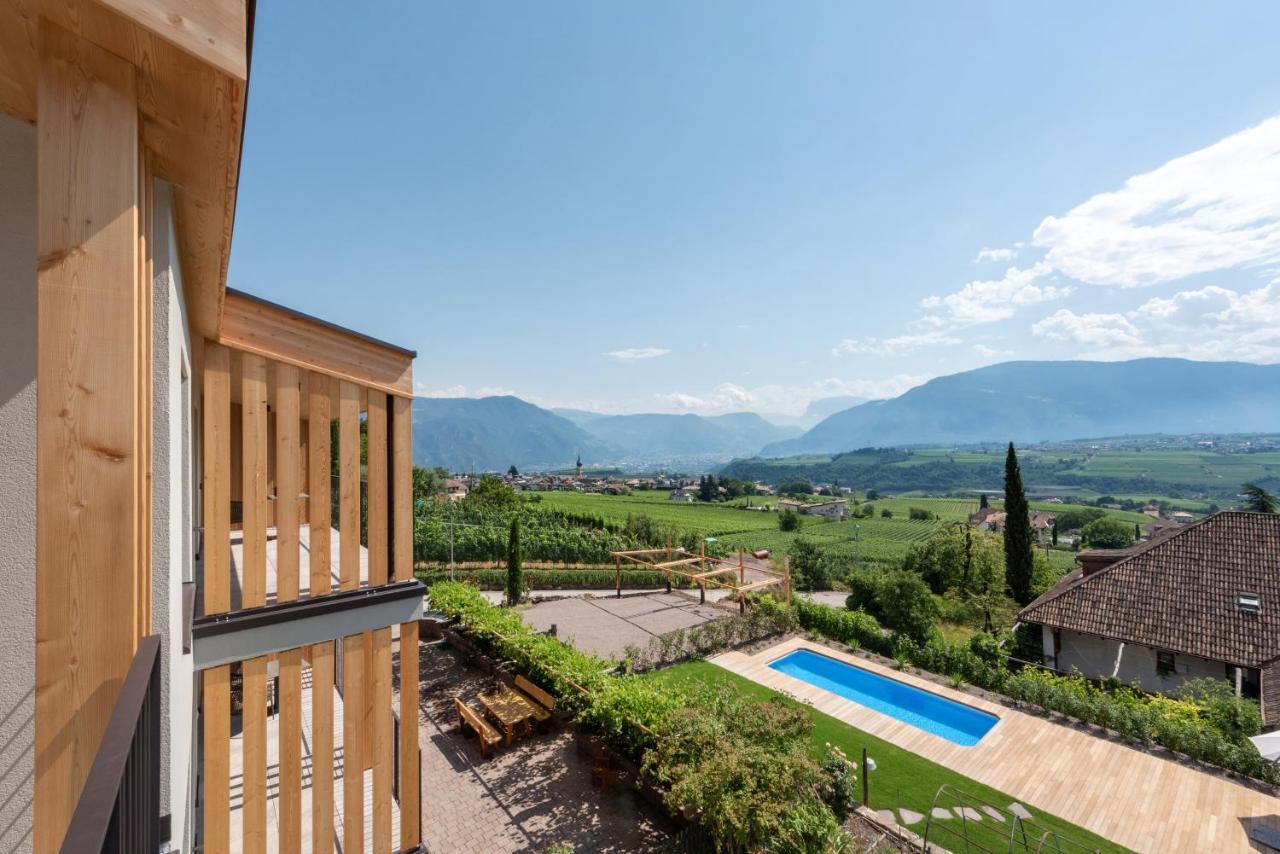 Villa Montis Exclusive Holiday Apartments In Eppan With Spectacular Views Of Dolomites And Bolzano Area 아피아노 술라 스트라다 델 비노 외부 사진